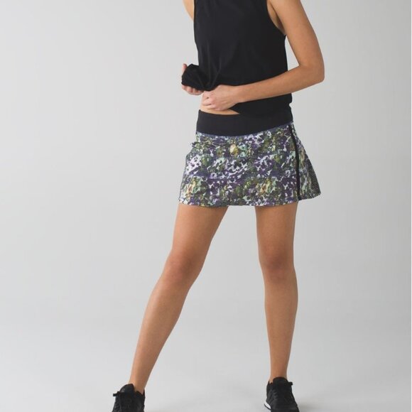Lululemon Pace Rival Skirt II 4-way Stretch Floral Sport White Multi Size 8 - Picture 1 of 9